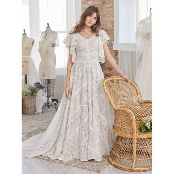 Maggie Sottero Orchid Wedding Gown Size 12 NEW - Picture 6 of 11